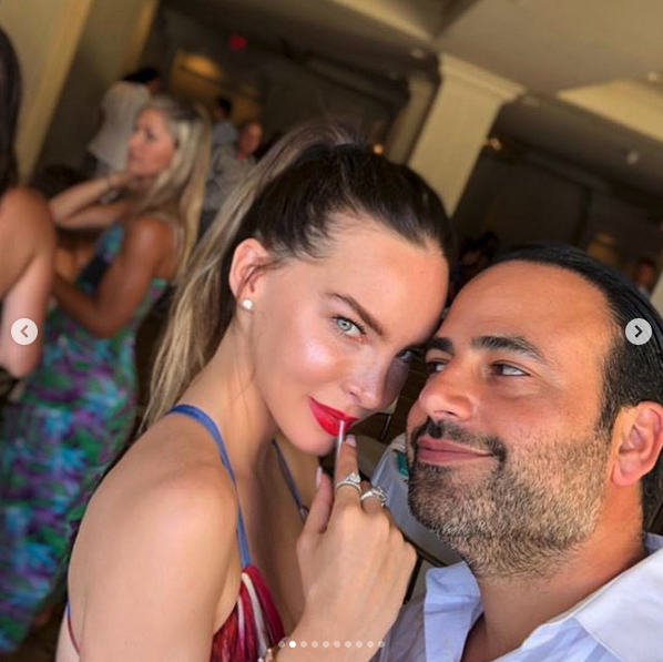 Belinda presenta su novio, Ben Talei, cirujano plástico
