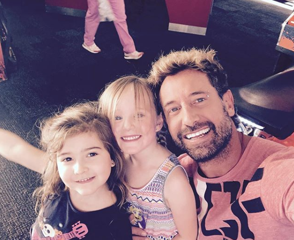 Geraldine Bazán le responde a Gabriel Soto por comentar en sus fotos