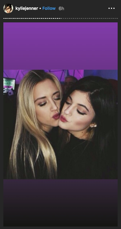 Kylie Jenner festeja el cumpleaÃ±os de su mejor amiga besÃ¡ndola
