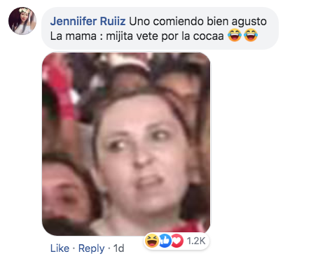 Grupo de personas se toma foto y se convierten en meme