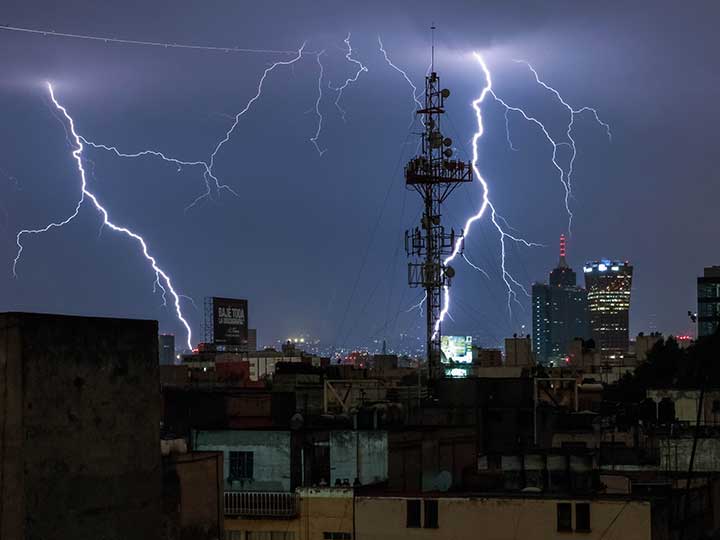 Bañarse o lavar trastes es peligroso en tormentas eléctricas