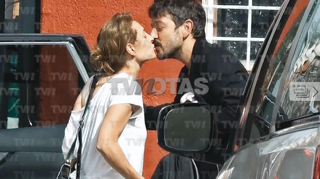 FOTOS: Captan a Marina de Tavira y Diego Luna besándose