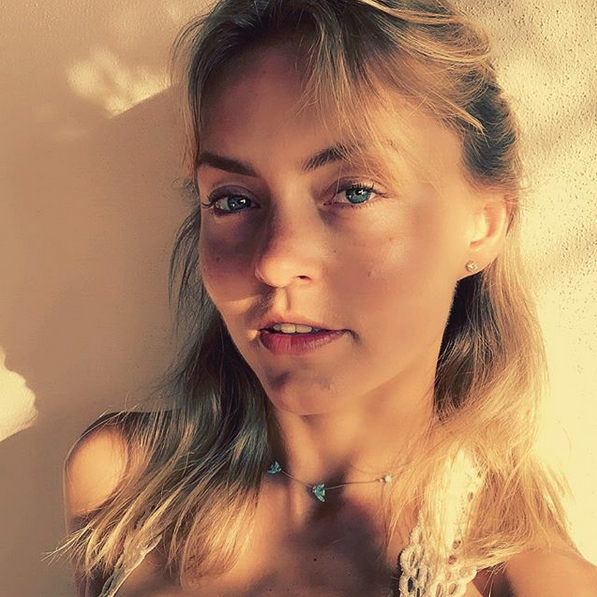 Angelique Boyer luce irreconocible en selfie de Instagram