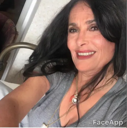 Famosos con Face App
