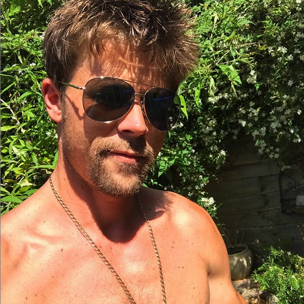 Nathan Meads, el 'gemelo' perdido de Brat Pitt en Instagram