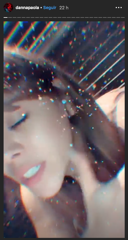 Destrozan a Danna Paola por compartir foto en bikini