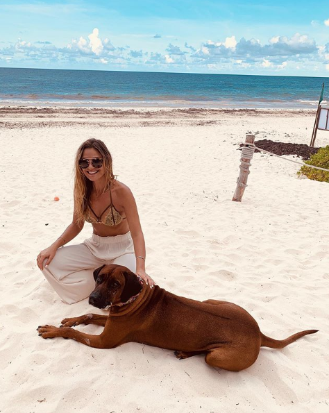 Captan a Diego Boneta y su novia en Tulum