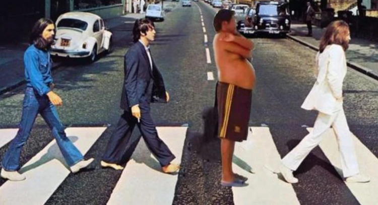Memes del señor sin camisa