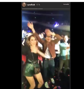 Cynthia Rodríguez enamorada de Carlos Rivera en su concierto