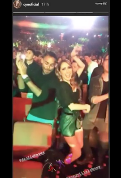 Cynthia Rodríguez enamorada de Carlos Rivera en su concierto