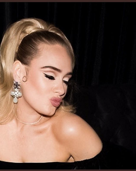 Adele reaparece con 20 kilos menos de peso