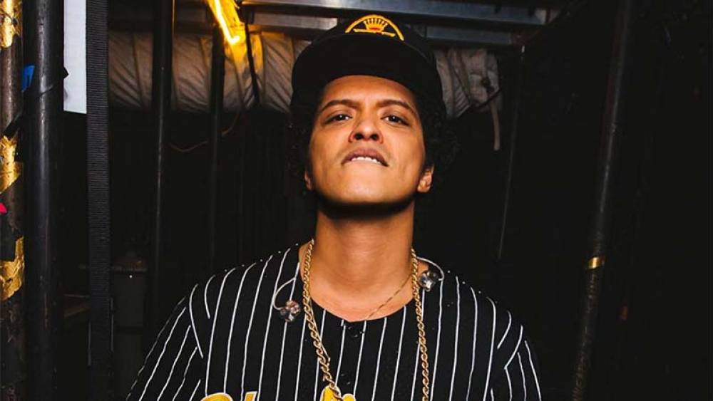 Bruno Mars es un fraude, un mal cantante y había que decirlo