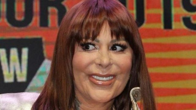 Alejandra Guzmán riendo