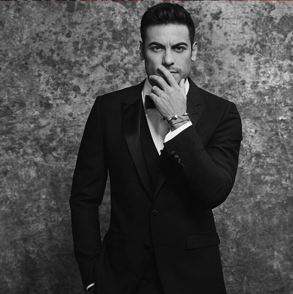 Beso de Carlos Rivera se vende en $6,500 dólares