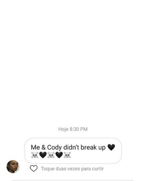 Miley Cyrus y Cody Simpson terminaron temporalmente