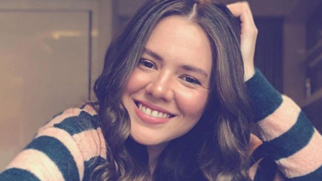 Joy Huerta de Jesse y Joy comparte foto con su esposa
