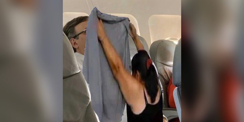 Los mejores memes de Marcelo Ebrard dormido en un avión