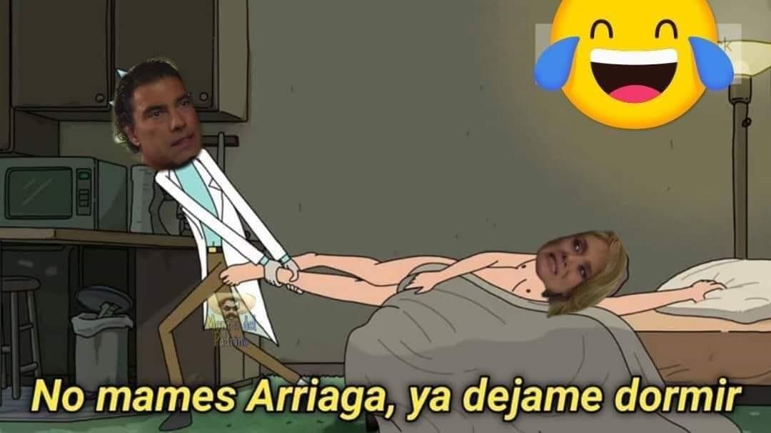 Memes de Arriaga y Victoria de Amores Verdaderos