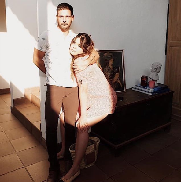 Yuridia se casó en secreto con su novio, foto levanta sospechas