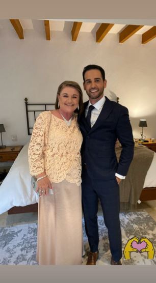 FOTOS: Yuridia tuvo boda secreta con MatÃ­as Aranda, manager