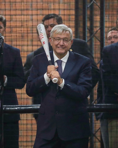 Memes del viejito mamado que se parece a AMLO