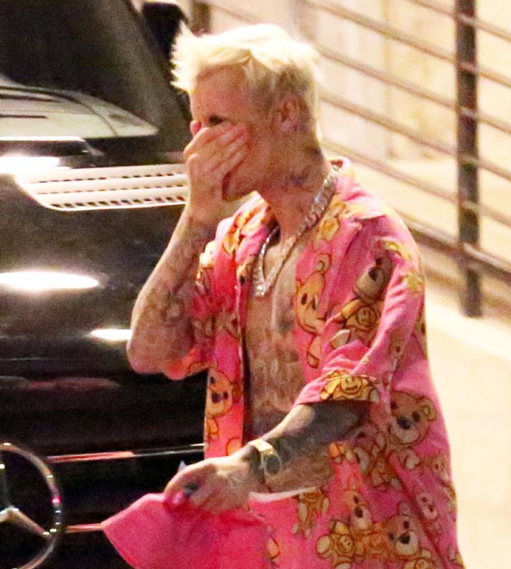 Justin Bieber: sus fotos llorando en calles de Los Ángeles