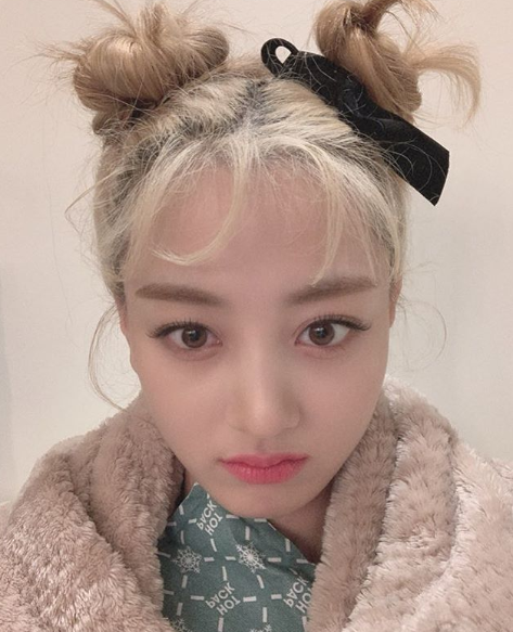 Momo y Jihyo de TWICE estrenan colaboración con Taemin