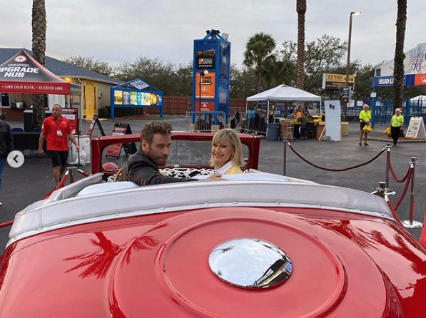 Olivia Newton-John y John Travolta recrean sus papeles de Grease 41 años después