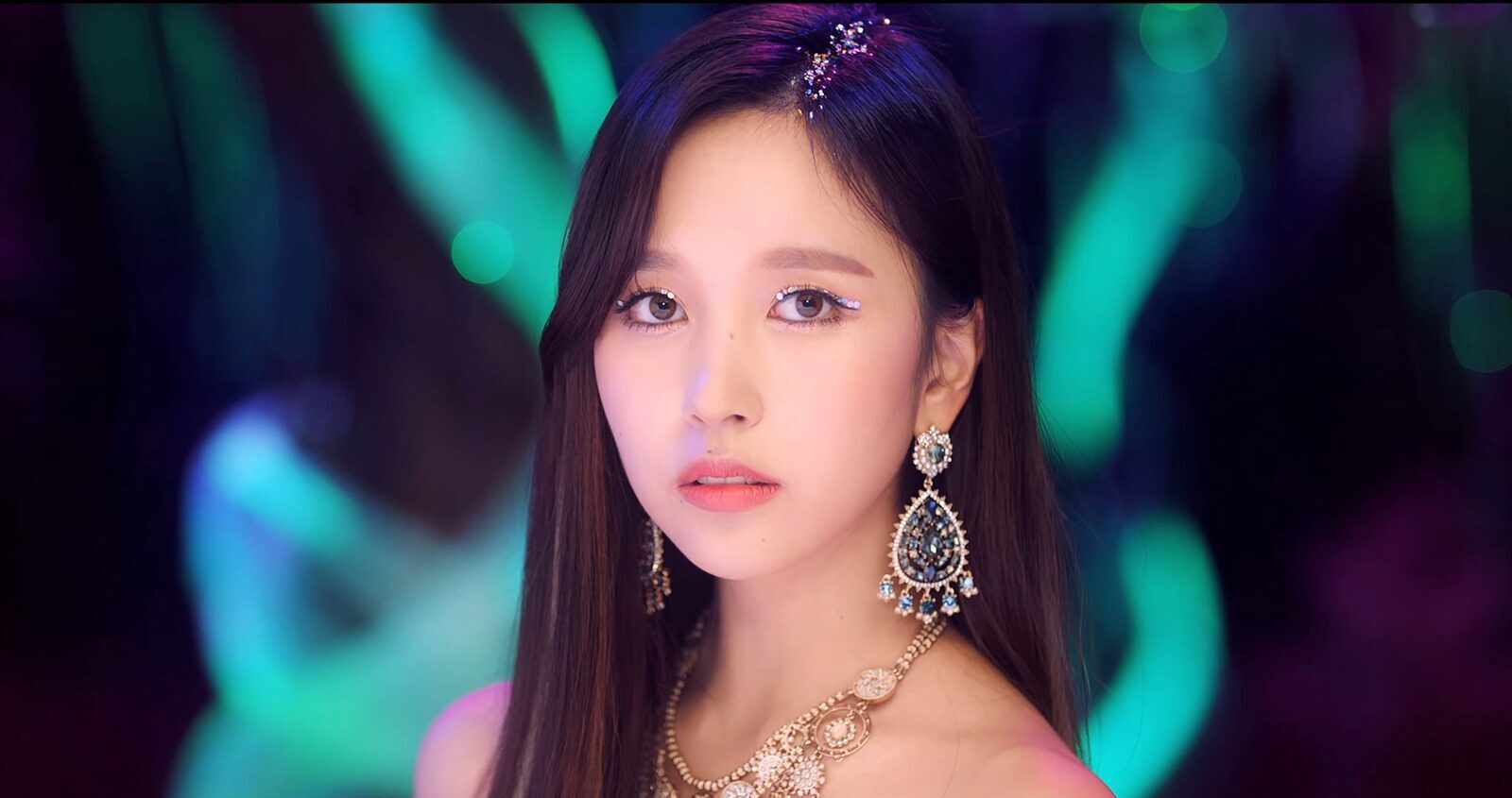 Mina regresa a TWICE para promociones en Japón de &TWICE