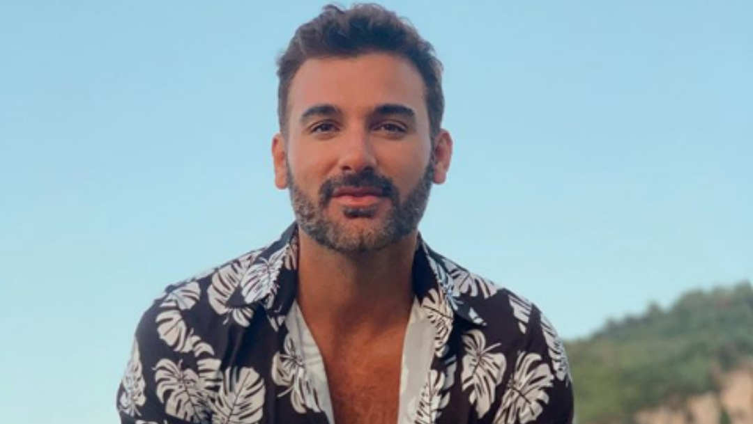 Mauricio MejÃ­a se compromete con su novio Enrique GuzmÃ¡n