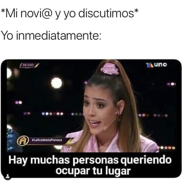Memes de Danna Paola en La Academia