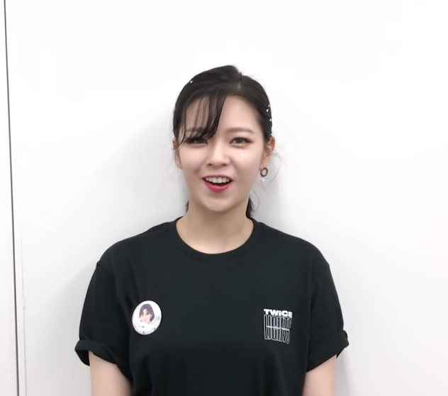 TWICE regala chocolates a ONCE por San Valentín