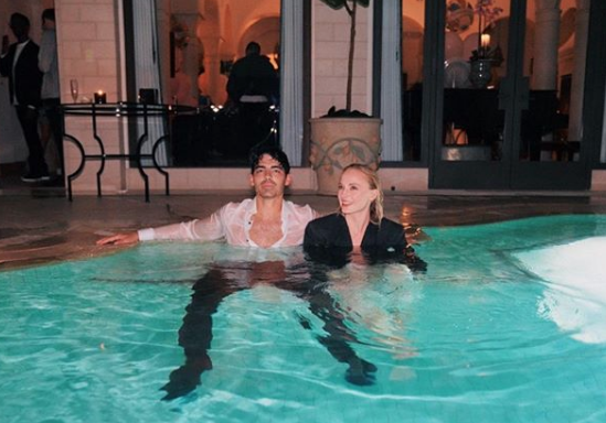 Joe Jonas y su esposa Sophie Turner