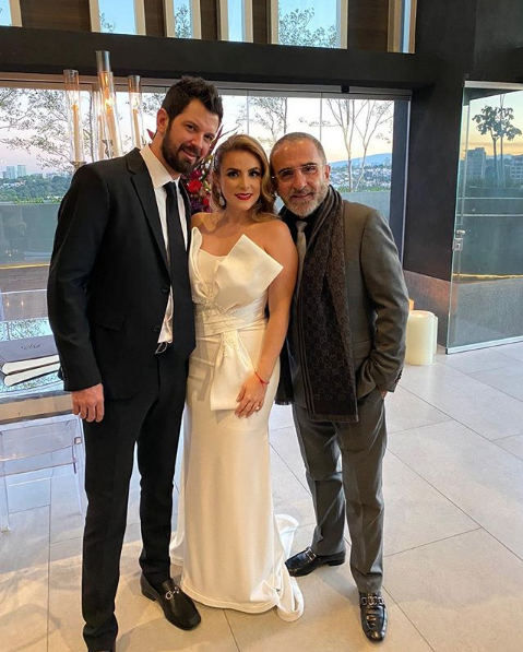 Nieta de Vicente Fernández, Sissi, se casa con Marcelo Garza