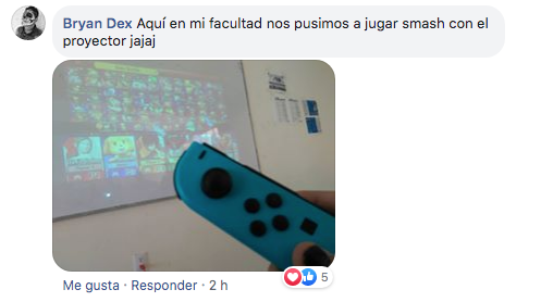 Alumnos de la UANL ven Shrek durante Paro Nacional de Mujeres del 9M