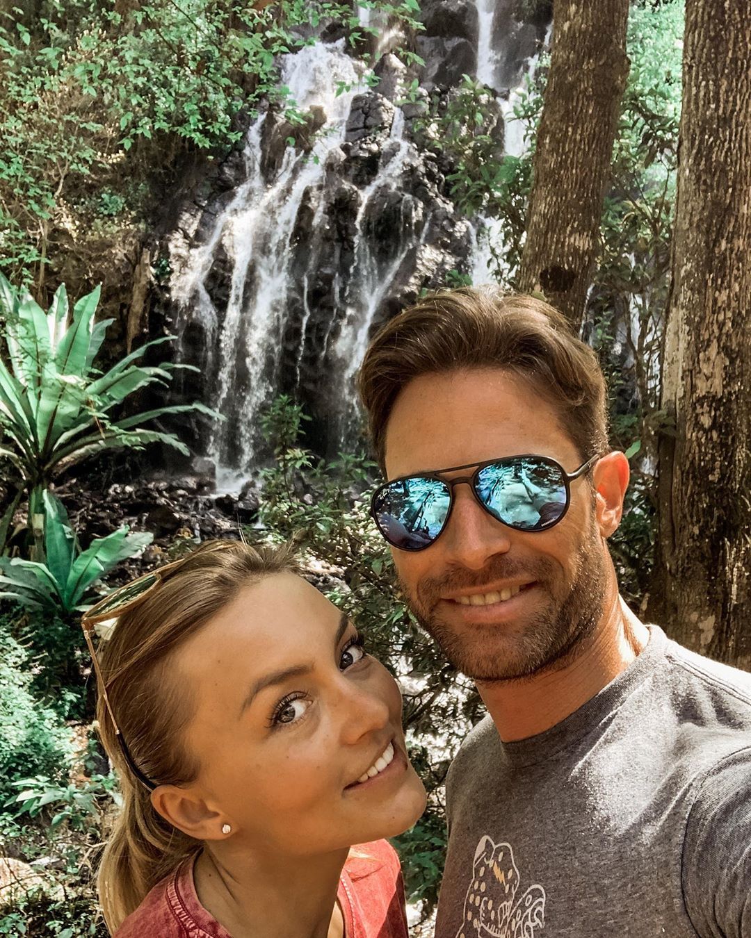 Sebastián Rulli calla a Angelique Boyer durante video en Instagram