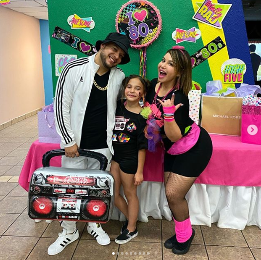 Chiquis Rivera sale de fiesta con Claudia Galván, ex de Lorenzo Méndez