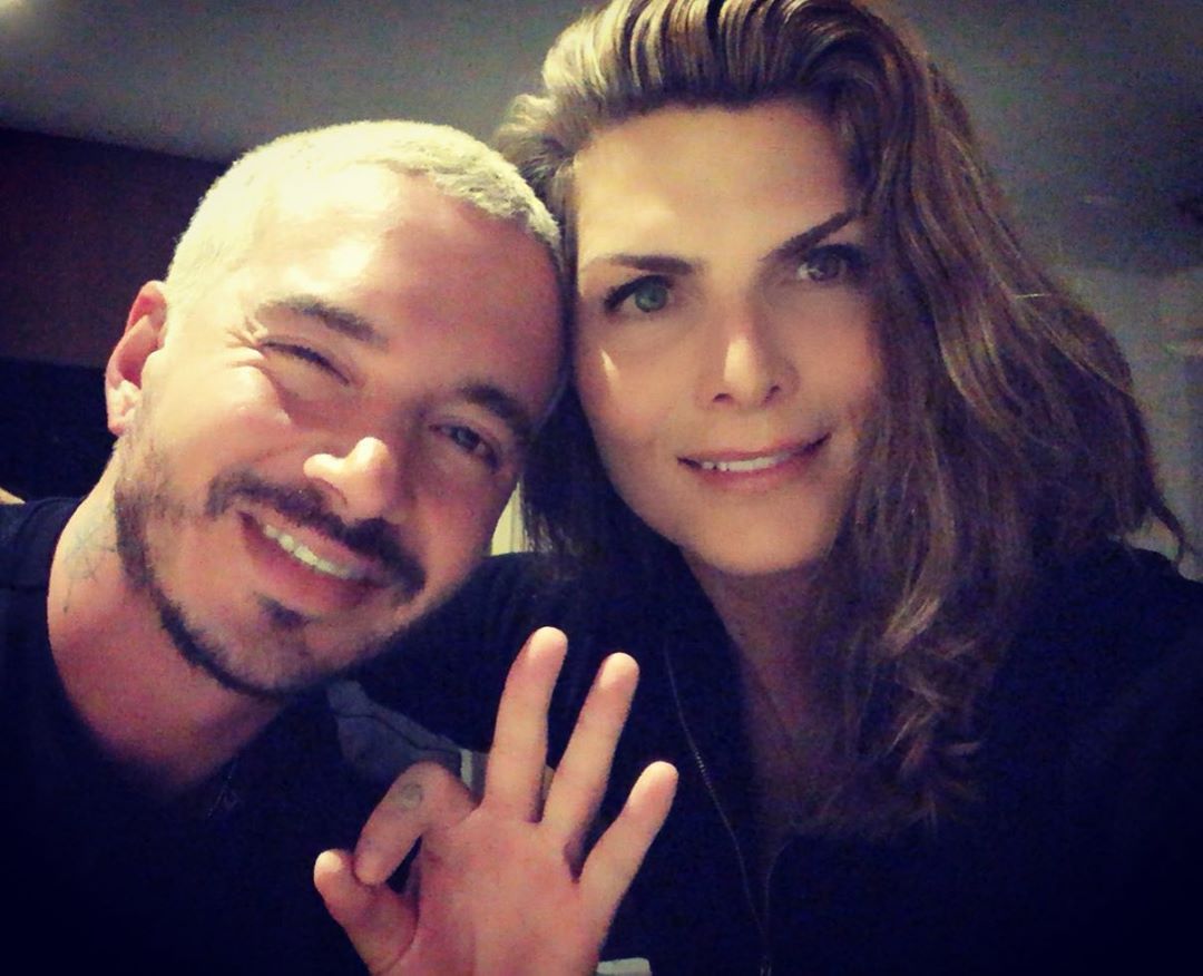 J Balvin le pidió matrimonio a Montserrat Oliver
