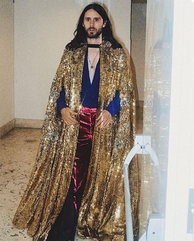 Jared Leto inicia culto en una isla donde él es el profeta
