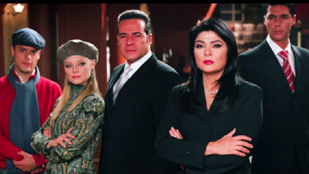 Victoria Ruffo se reencuentra con el elenco de La Madrastra