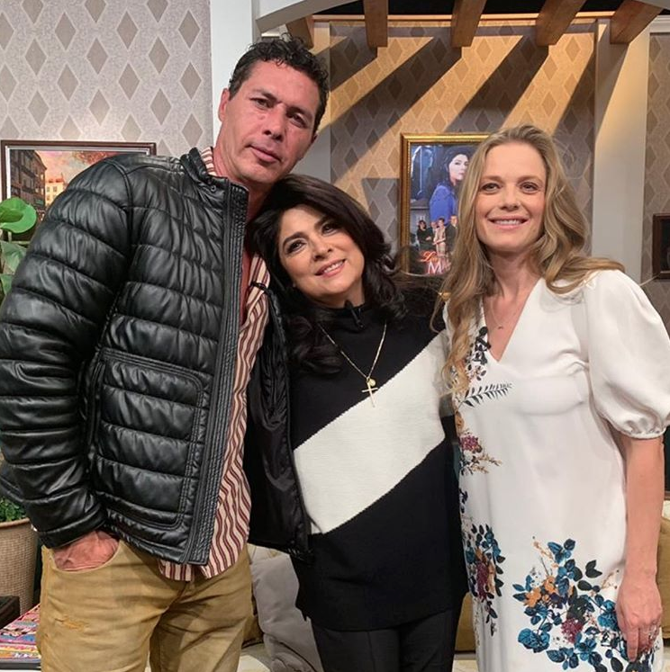 Victoria Ruffo se reune con elenco de La Madrastra 15 años después