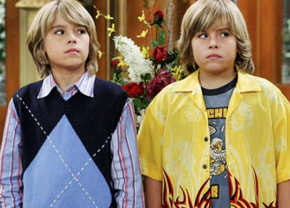 Selena Gomez revela que su primer beso fue horrible con Dylan Sprouse