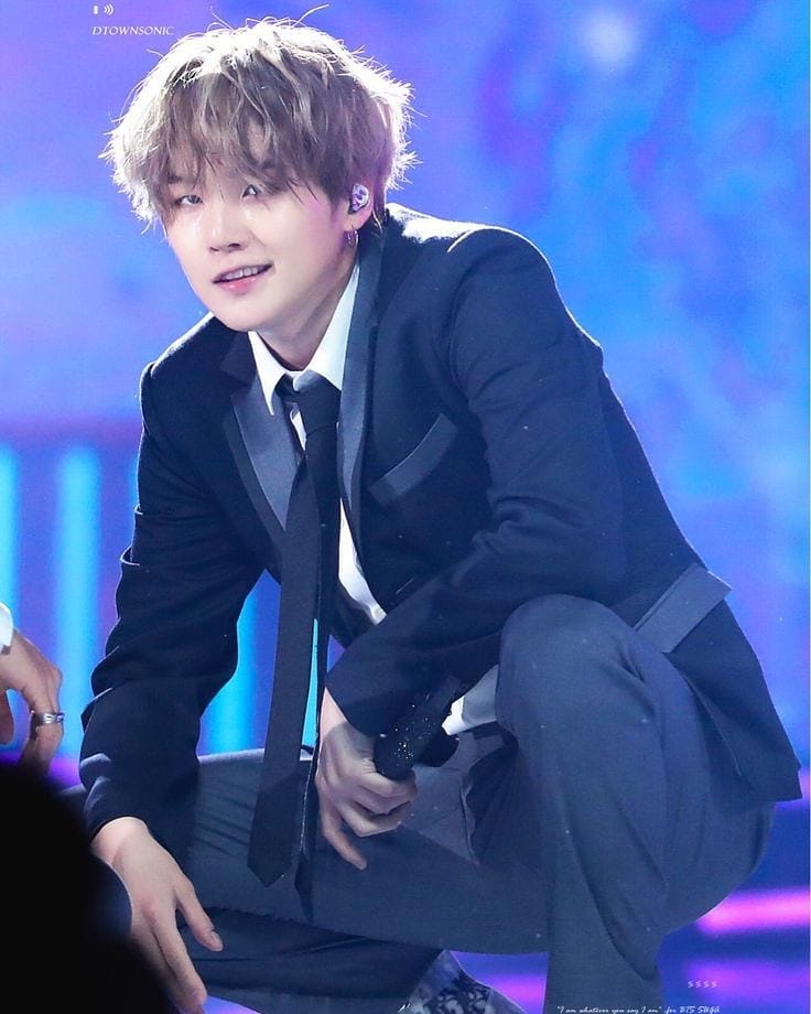 IU lanzará colaboración junto a SUGA de BTS