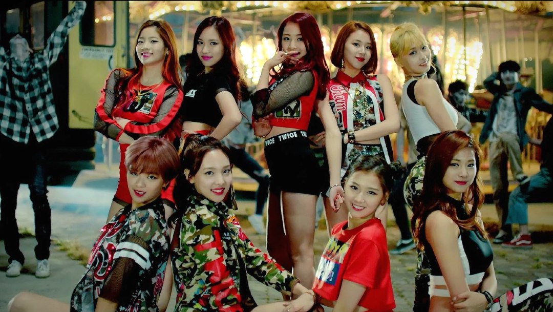 Twice rompe récord con Like OOH-AHH”y alcanza 350 millones de views