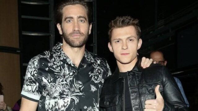 Tom Holland y Jake Gyllenhaal se quitan la camisa en reto viral