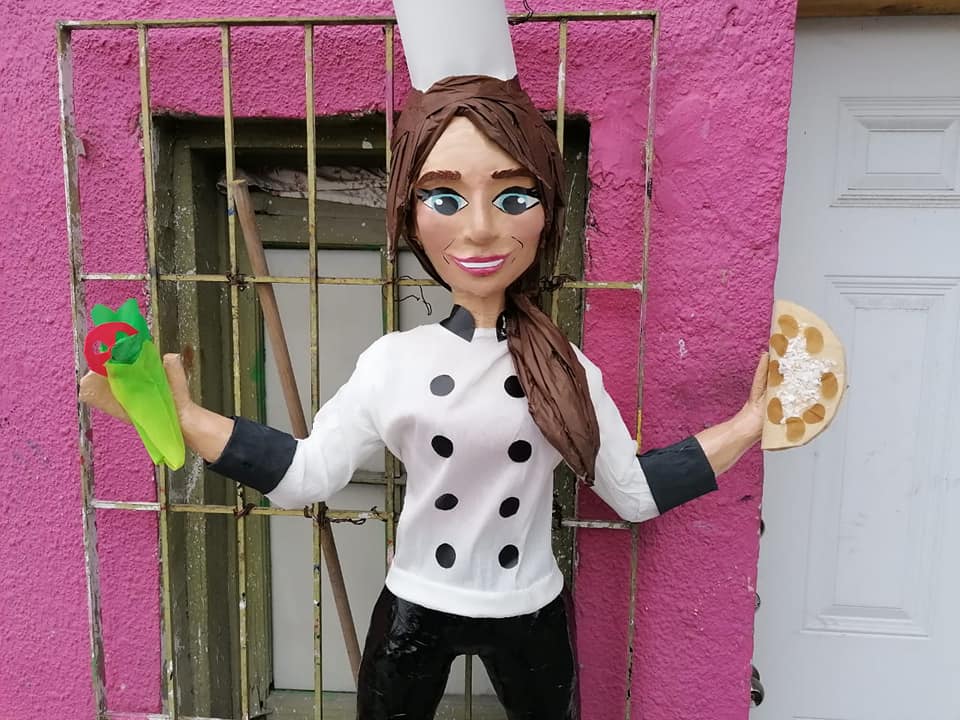 PiÃ±ata de enfrijoladas de AnahÃ­