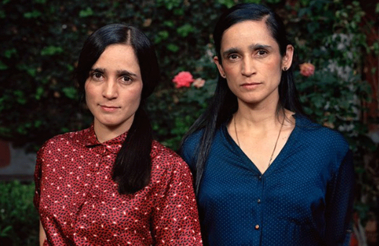 Julieta Venegas e Yvonne Venegas causan memes por su parecido