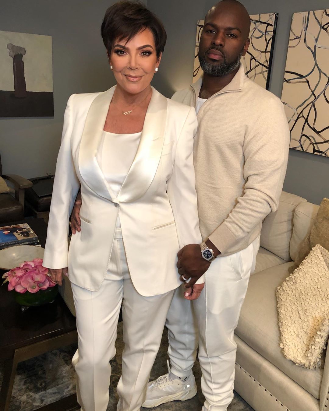 Kim Kardashian sorprende con foto de su mamá joven en día de las madres