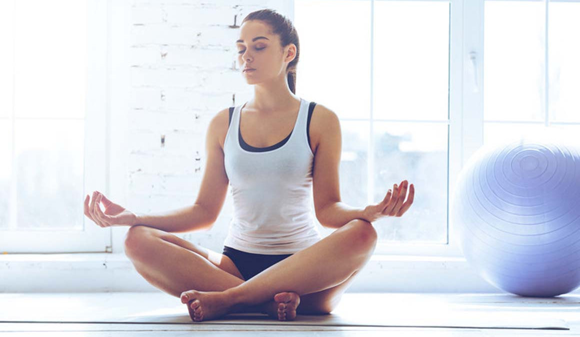 Religión cristiana asegura que hacer yoga es pecado