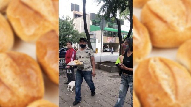 Hombre ofrece bolillos para el susto luego del sismo de 7.5 grados